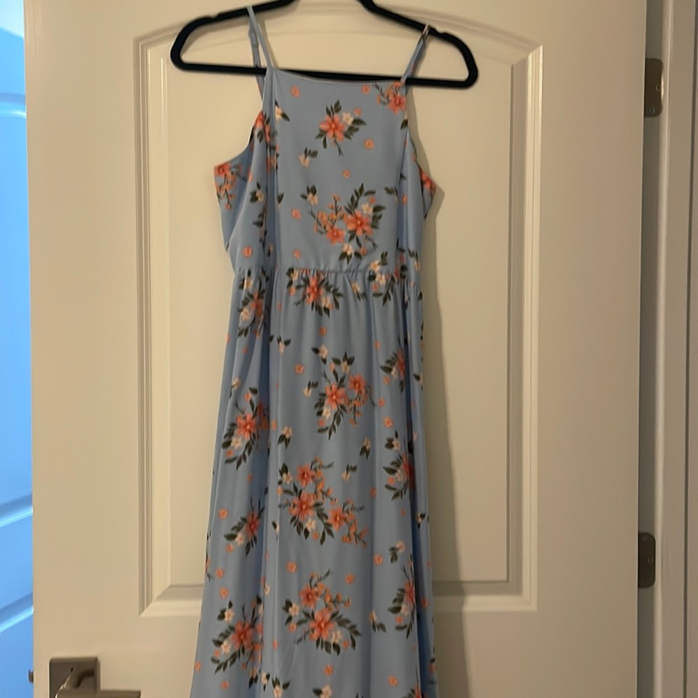 Floral long dress with side slit!